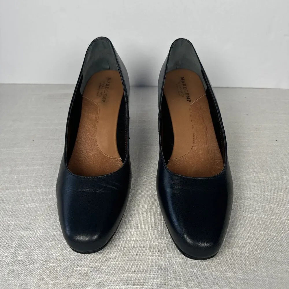 MARK LEMP CLASSICS BY WALKING CRADLES‎ VICKI  SOLID SLIP ON PUMPS Size 8 M